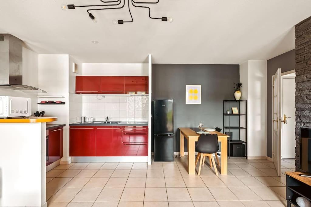 Ferienwohnung T2 Paisible Vaise, Avec Parking Metro Direct Bellecour Lyon Exterior foto