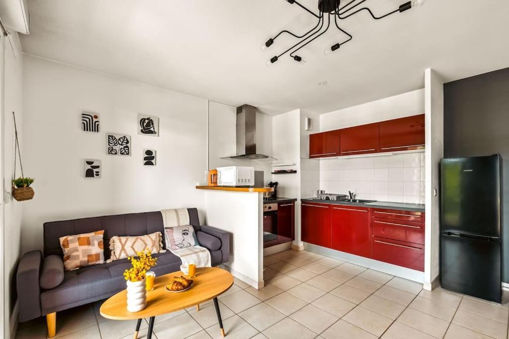 Ferienwohnung T2 Paisible Vaise, Avec Parking Metro Direct Bellecour Lyon Exterior foto